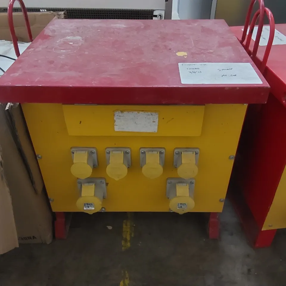 3 PHASE ELECTRICAL TRANSFORMER