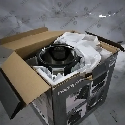 BOXED MORPHY RICHARDS SIGNATURE 1.5L JUG KETTLE- BLACK 