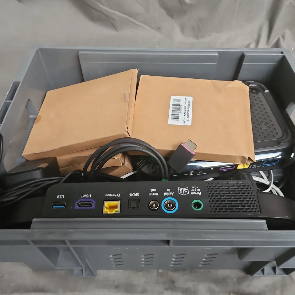 APPROXIMATELY 8 ASSORTED ELECTRICAL PRODUCTS TO INCLUDE PLUGS , SKY BOXES AND BT BOXES , ETC 