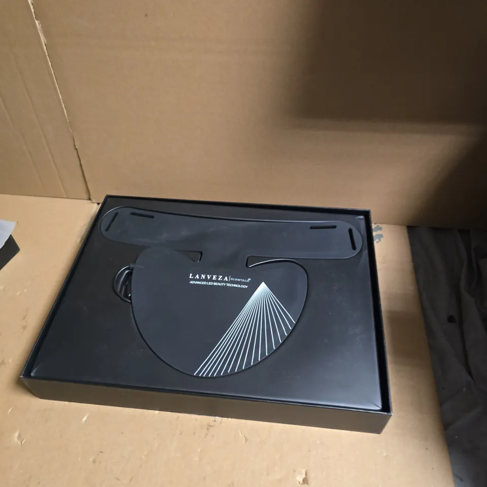 LANVEZA LED NECK & CHEST THERAPY KIT – BOXED