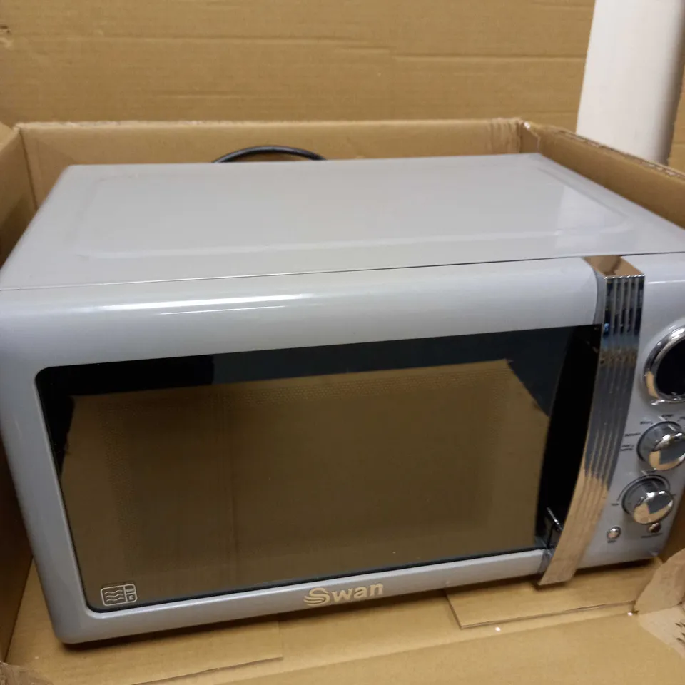SWAN RETRO 800W GREY MICROWAVE 