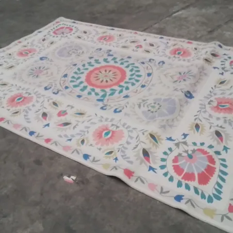 QUALITY DESIGNER AREA RUG - APPROXIMATELY 280X200CM