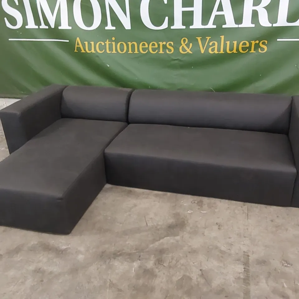 DESIGNER CLARKSON FABRIC CHAISE SOFA - BLACK