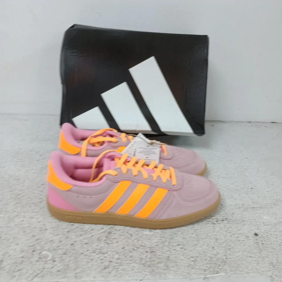 ADIDAS BREAKNET SLEEK TRAINERS – PINK/ORANGE, UK 6 (US 7.5) – BOXED
