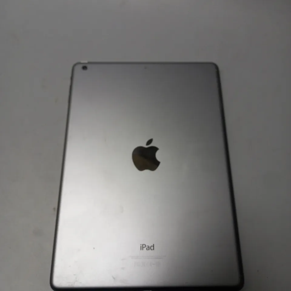 APPLE A1474 IPAD AIR 