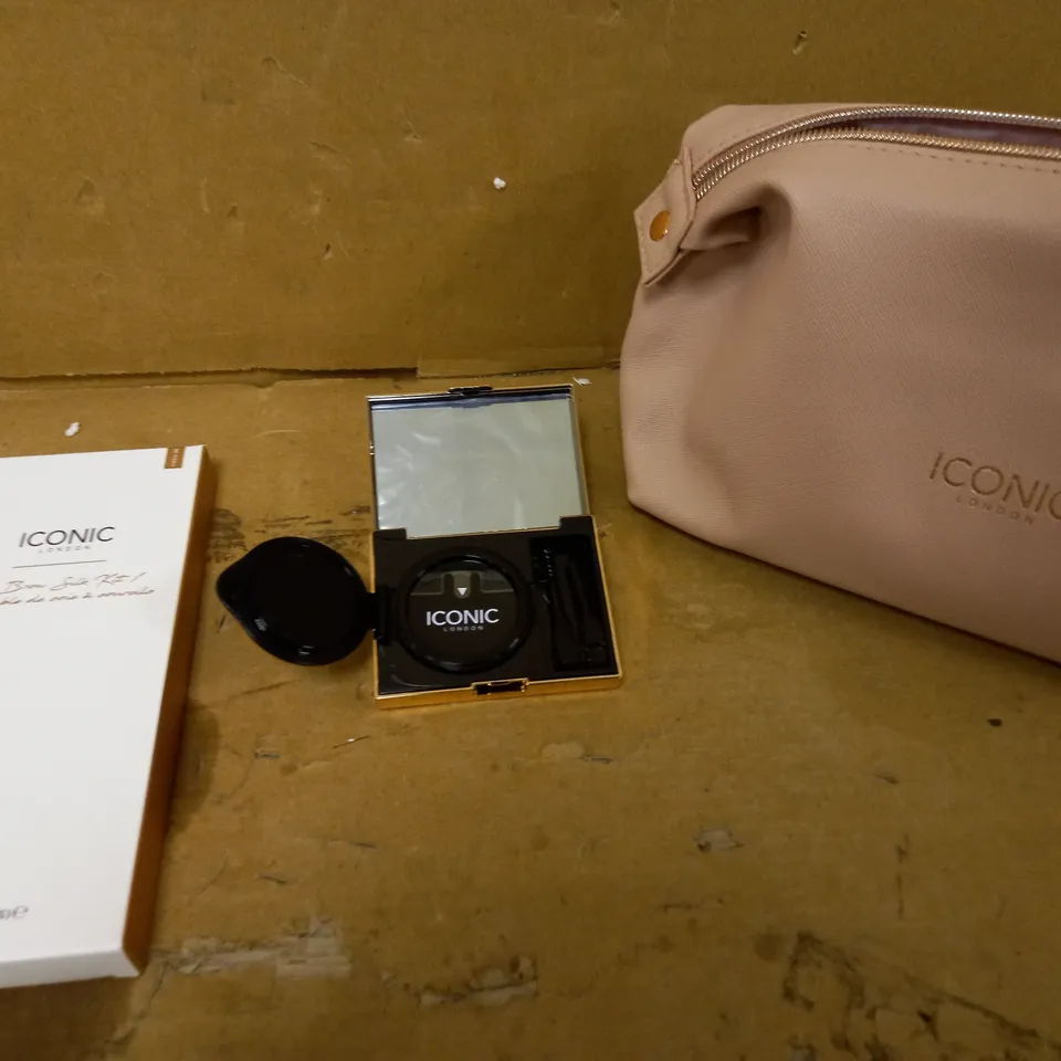 ICONIC LONDON ALL EYES ON ME RRP £45