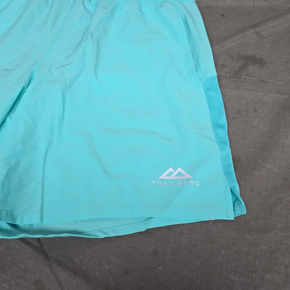 TRAILBERG CASUAL TECH SHORTS - LARGE