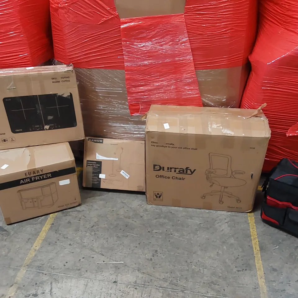 PALLET OF ASSORTED ITEMS INCLUDING: AIR FRYER, INDUCTION HOB, OFFICE CHAIR, HAUTMEC TOOL BAG, ADJUSTABLE SPEAKER STANDS