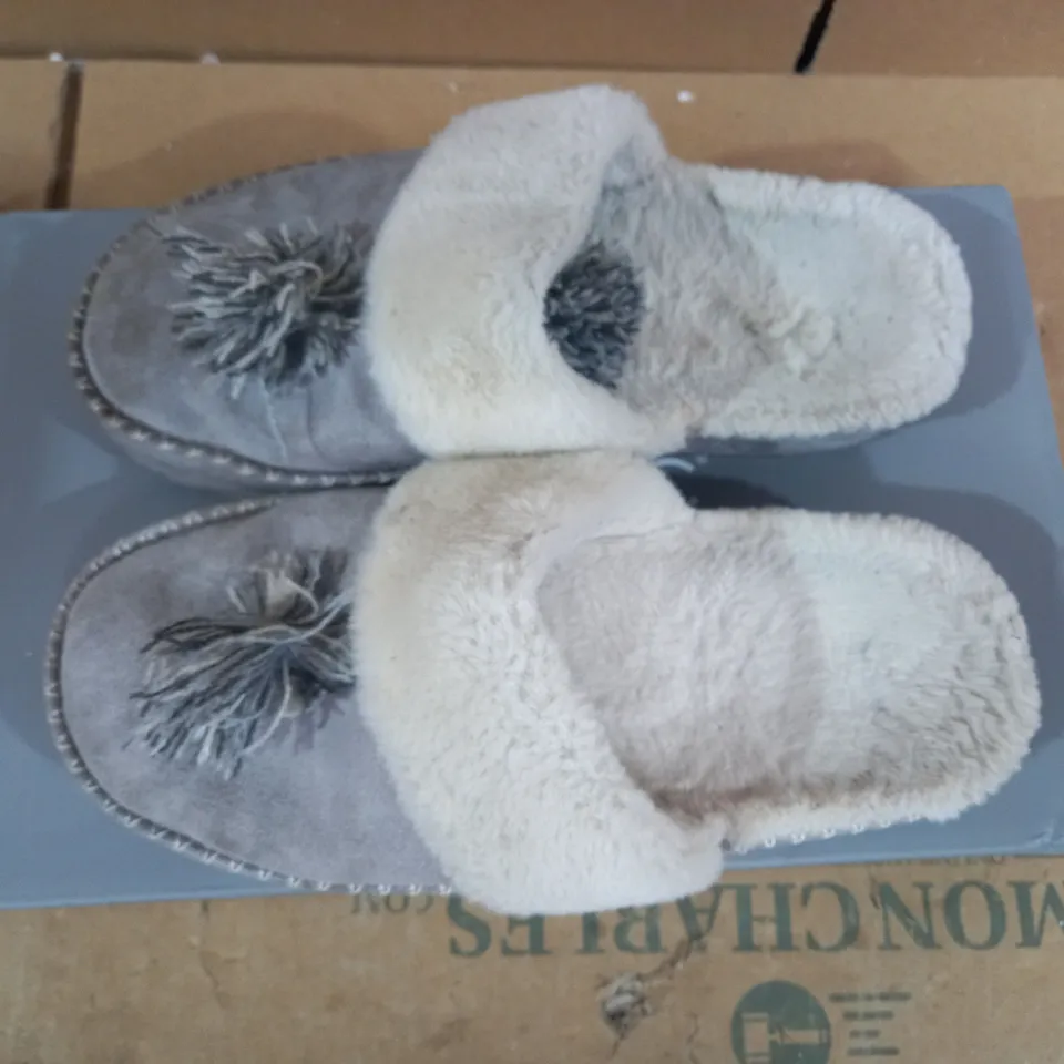 VIONIC GRACE SLIPPER GREY SIZE 3