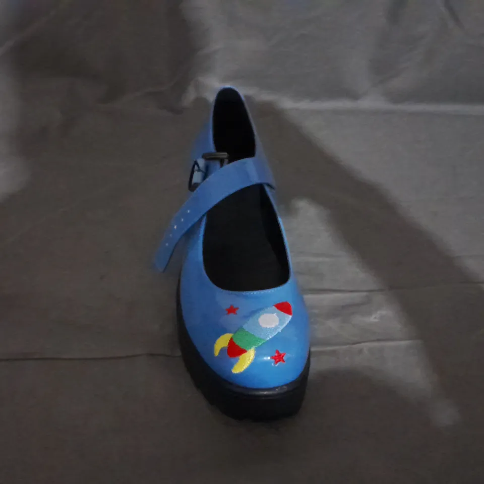 PAIR OF TIRA MARY JANES SPACE MISSION EDITION SIZE 4