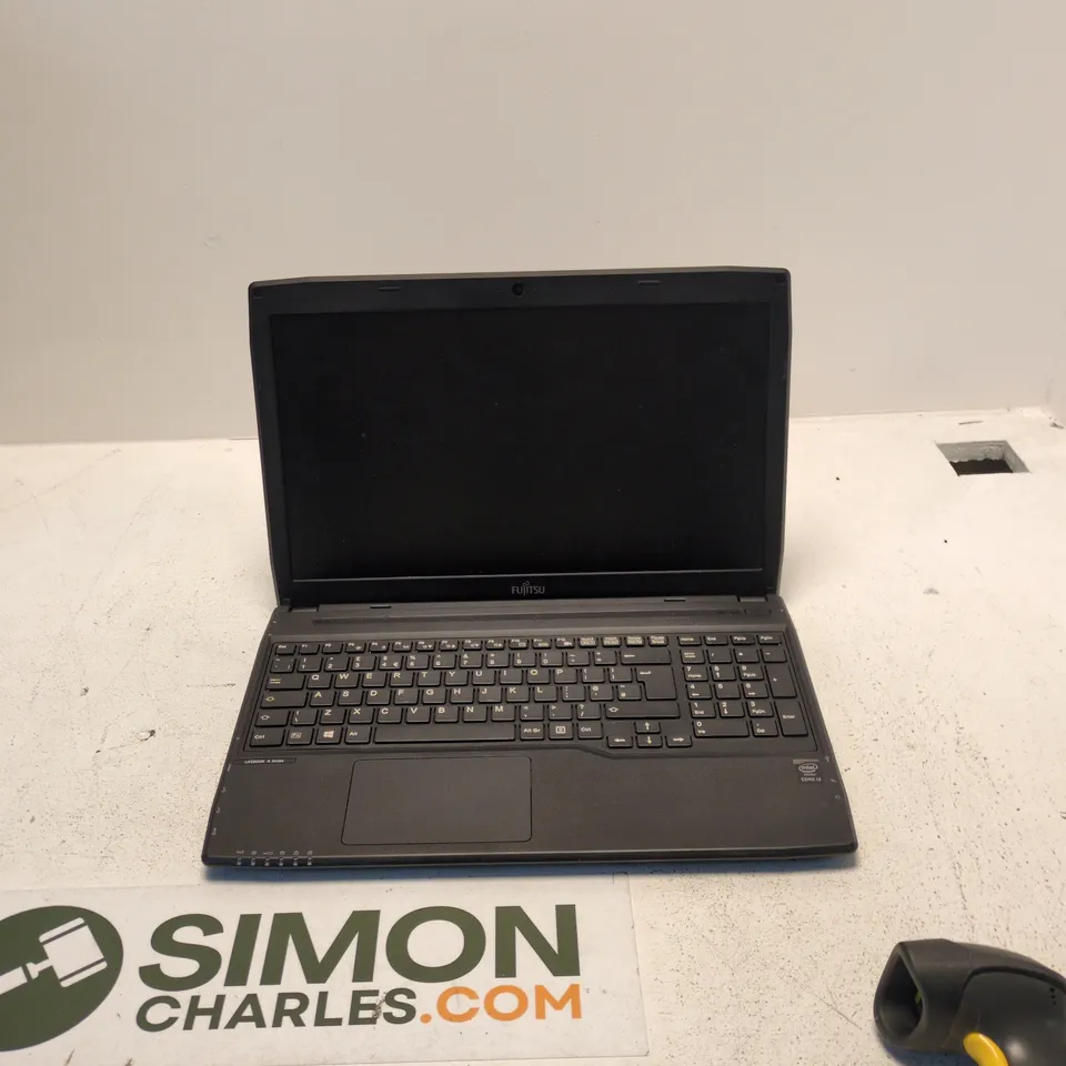FUJITSU LIFEBOOK A514 LAPTOP