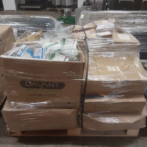 PALLET CONTAINING APPROXIMATELY 120x MIXED PLUMBING PRODUCTS