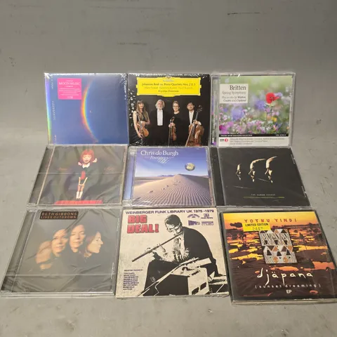 TOTE OF APPROXIMATELY 22 ASSORTED CD'S TO INCLUDE - BRITTEN SPRING SYMPHONY , CHRIS DE BURGH , THE MOON MUSIC ETC