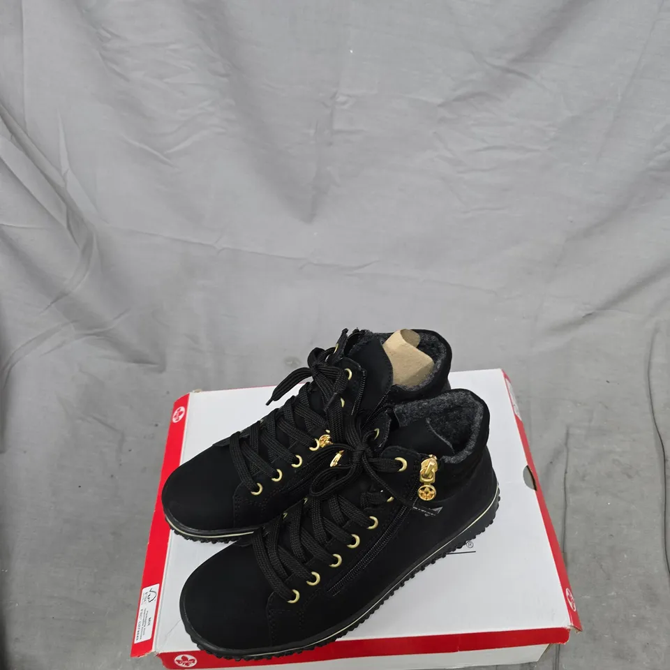 RIEKER ANTISTRESS WOMEN'S BLACK ANKLE BOOTS WITH FAUX FUR LINING – BOXED UK 5