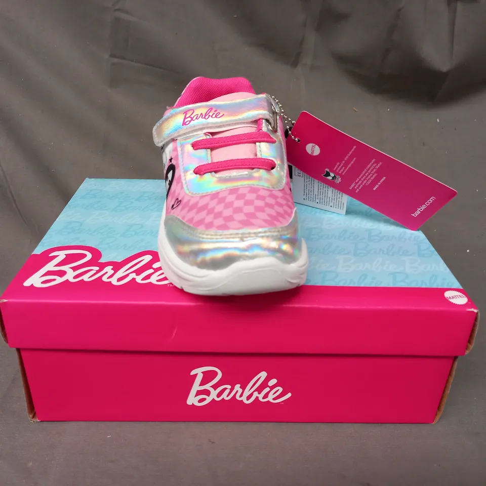 BOXED PAIR OF BARBIE KIDS SHOES IN PINK/PRISMATIC UK SIZE 11