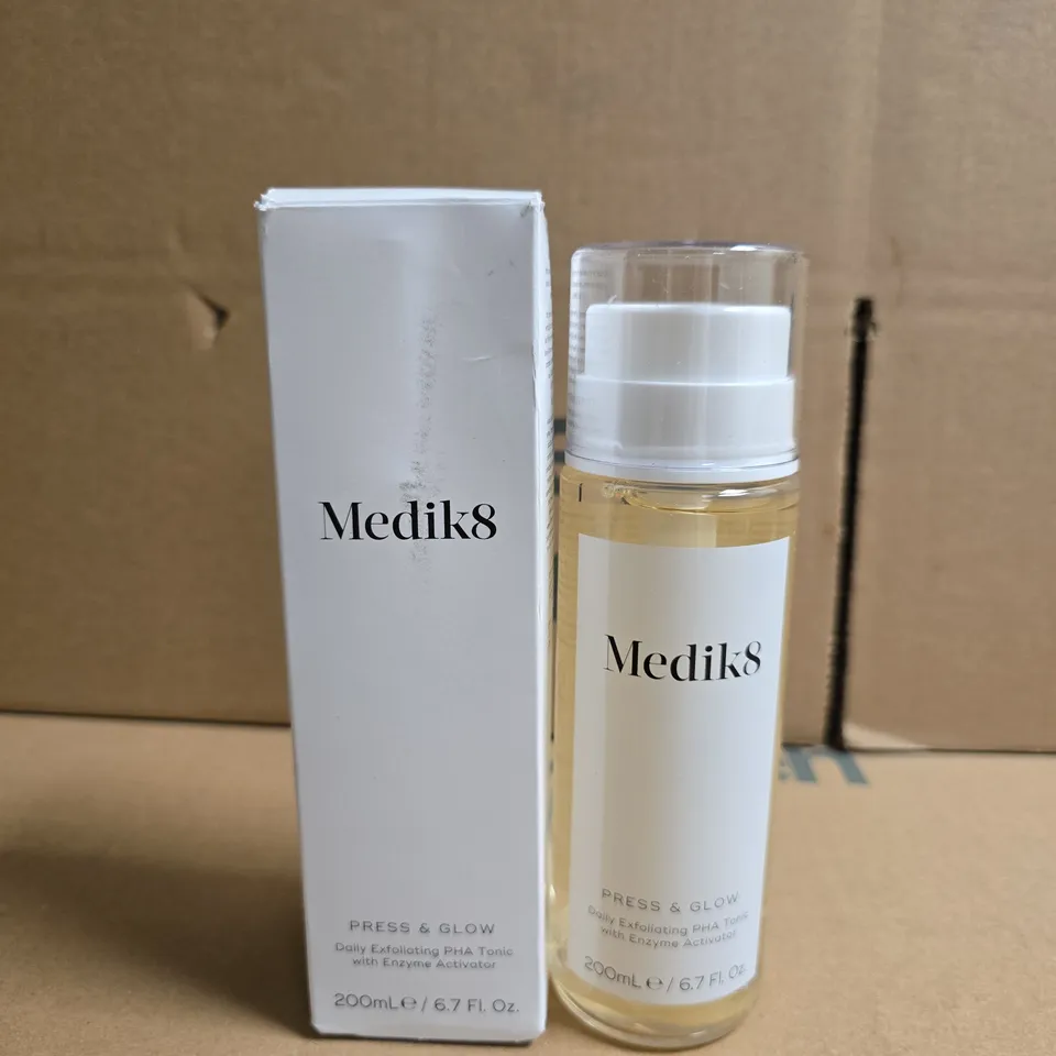 MEDIK8 PRESS & GLOW DAILY EXFOLIATING PHA TONER WITH ENZYME ACTIVATOR – 200ML – BOXED