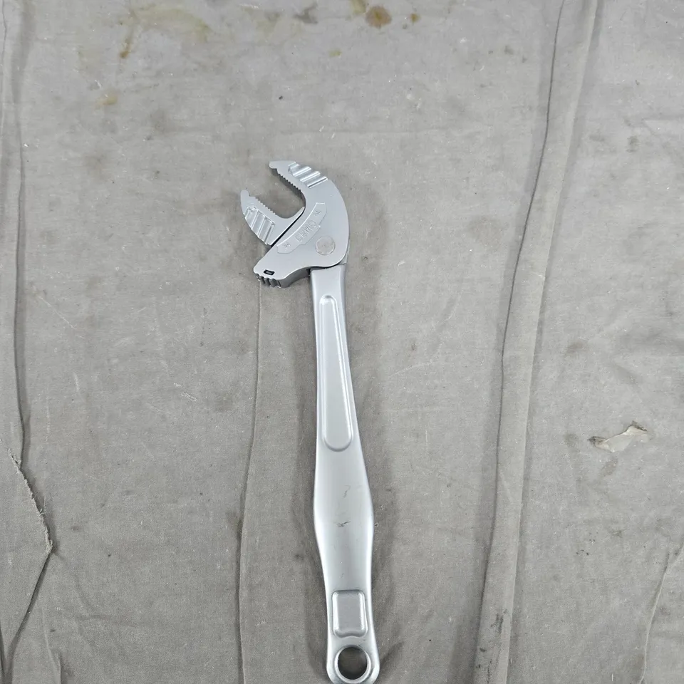 CRMO 24MM ADJUSTABLE SPANNER – CHROME FINISH