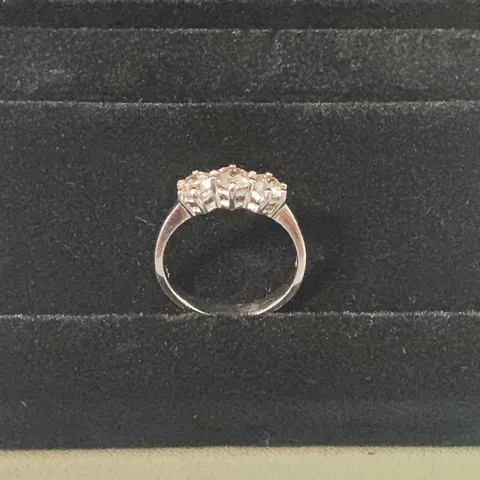 18CT WHITE GOLD THREE STONE RING SET WITH A NATURAL DIAMOND WEIGHING +-1.01CT