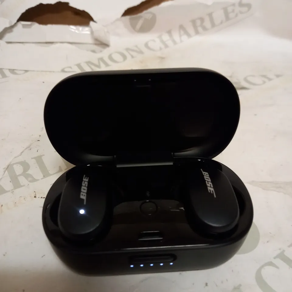 BOOSE QUIET COMFORT EARBUDS