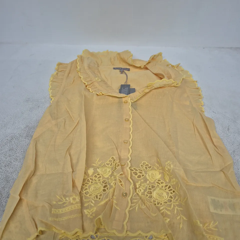 OLIVER BONAS YELLOW CUTWORK SCALLOP BLOUSE – UK 14