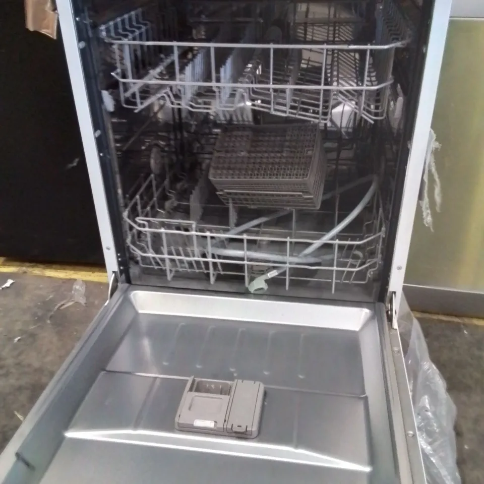 SWAN SDW751150W 12-PLACE FULLSIZE DISHWASHER - WHITE