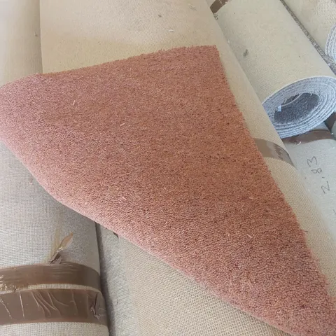 ROLL OF QUALITY DIMENSION BERBER BARAFUNDLE BAY CARPET - APPROXIMATELY 5 x 7.9m