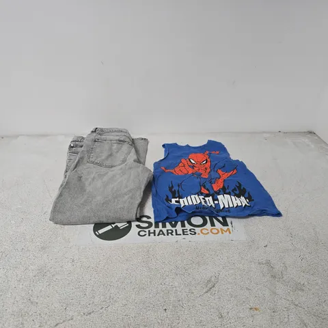 BOX OF APPROXIMATELY 20 ASSORTED ITEMS TO INCLUDE MARVEL KIDS SHIRT, JEANS ETC