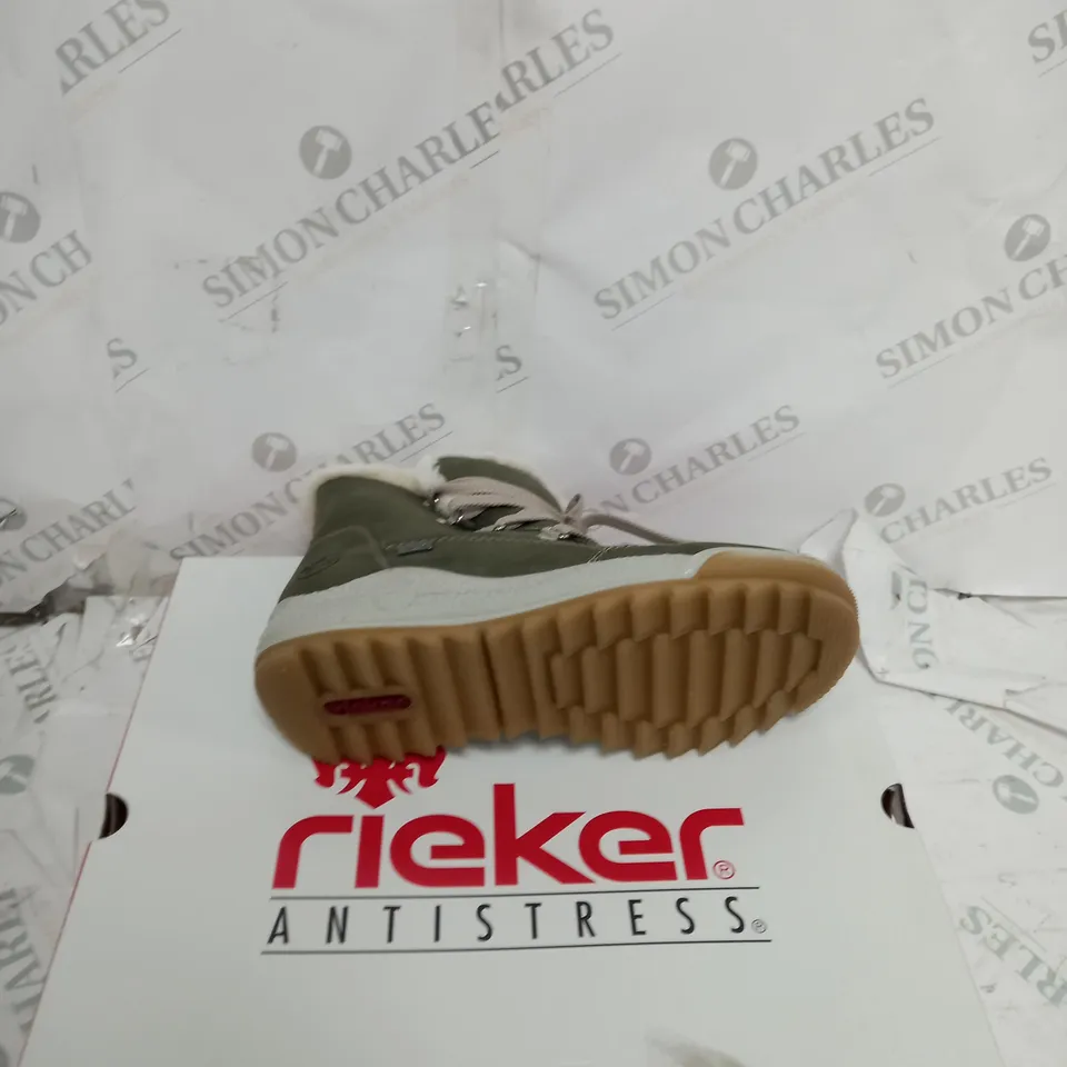 BOXED PAIR OF RIEKER ANTISTRESS HIKING BOOTS IN KHAKI - SIZE 5