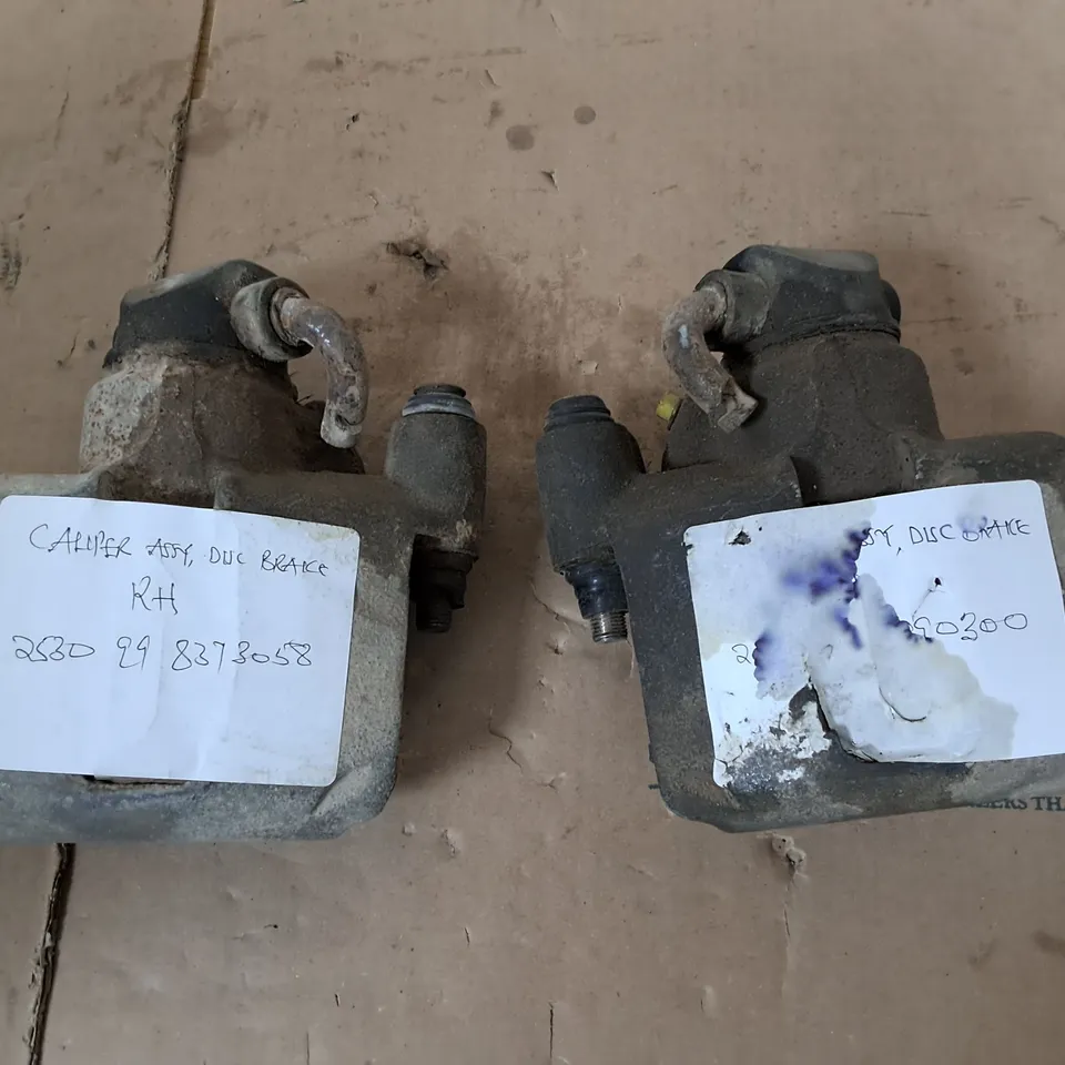 2X DISC BRAKES