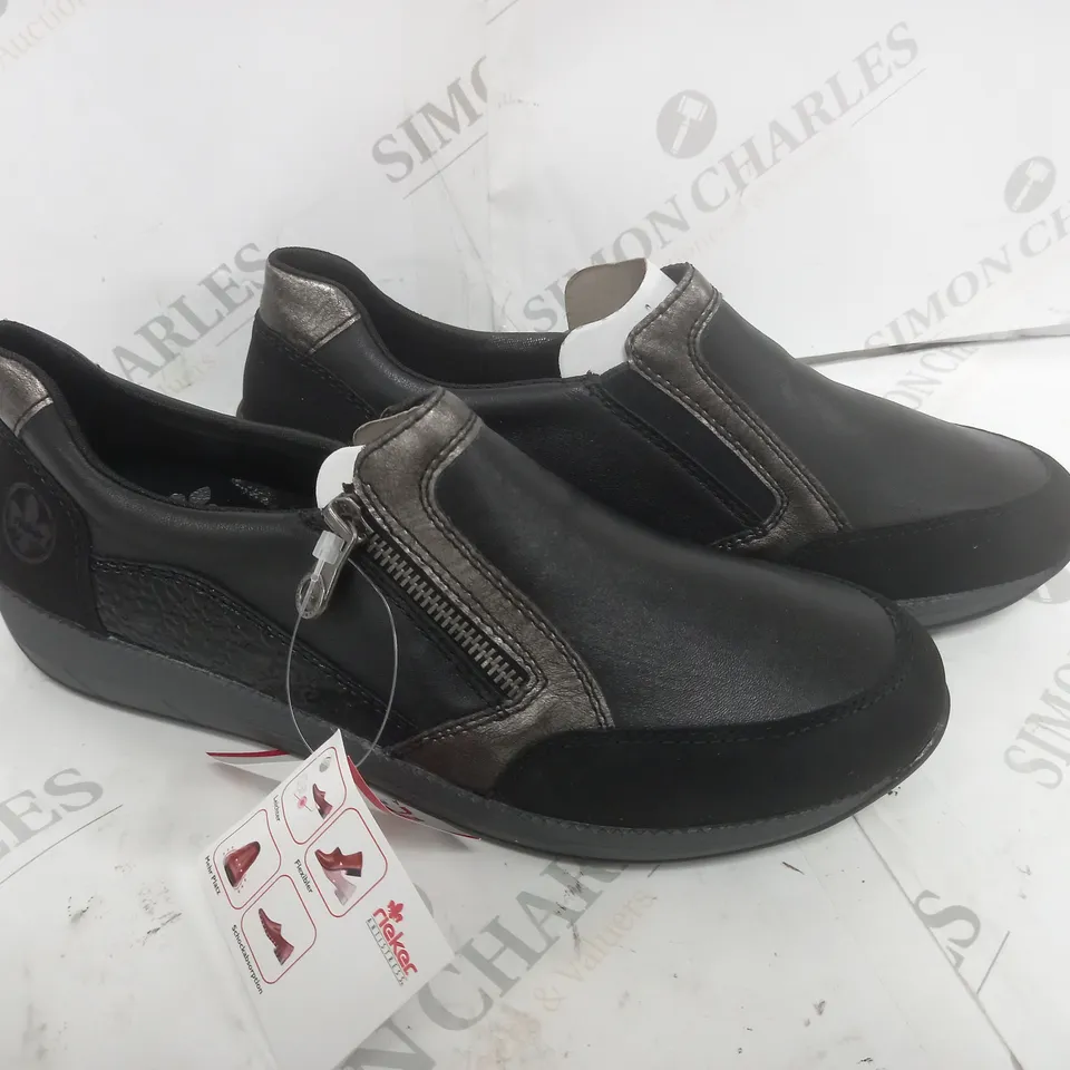 BOXED RIEKER ANTISTRESS TRAINER WITH ZIP BLACK SIZE 8