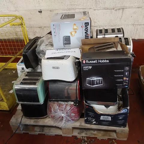 PALLET TO CONTAIN A LARGE QUANTITY OF TOASTERS. BRANDS, COLOURS AND MODELS MAY VARY