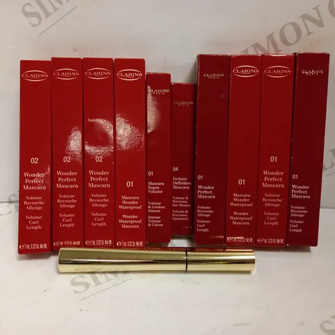 LOT OF 10 CLARINS MASCARA IN ASSORTED COLOURS