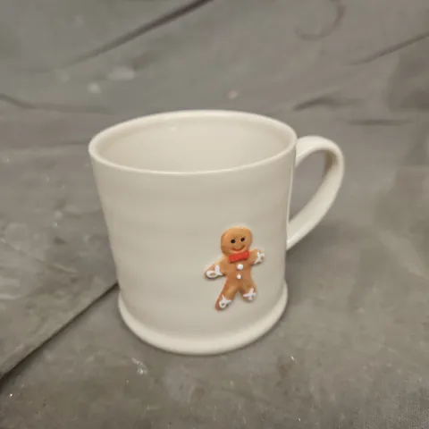 APPROXIMATELY 35 GISELA GRAHAM GINGERBREAD MAN MINI CERAMIC MUGS