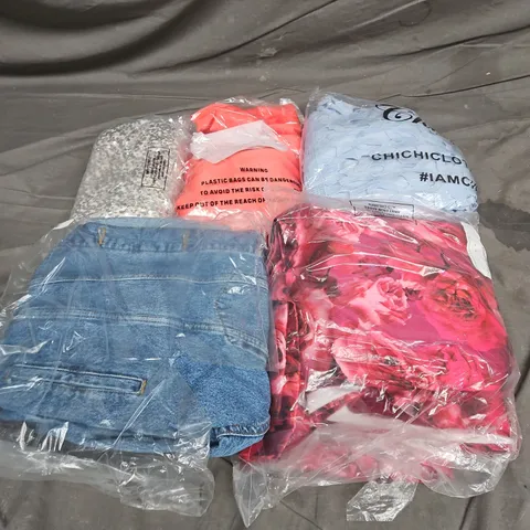 APPROXIMATELY 20 ASSORTED CLOTHING ITEMS IN VARIOUS STYLES AND SIZES 