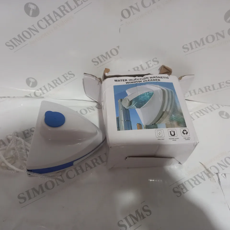 WATER INJECTION MAGNETIC WINDOW CLEANER