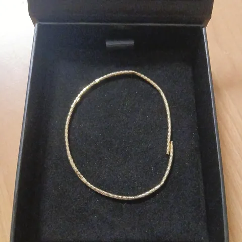 GOLD 9CT ITALIAN GOLD DIAMOND CUT SLIP ON BANGLE 1G