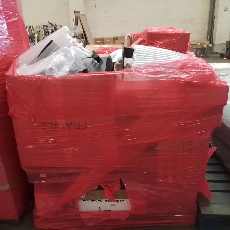 PALLET CONTAINING ASSORTED ITEMS INCLUDING: UNTESTED MONITORS, ELECTRIC WARMING TRAY, AUDIO TURNTABLE, BATHROOM MIRROR ECT