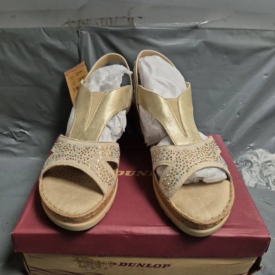 BOXED PAIR OF DUNLOP WHITSON OPEN TOE SHOES IN PALE GOLD COLUR WITH SEQUIN DECORATION - UK 7