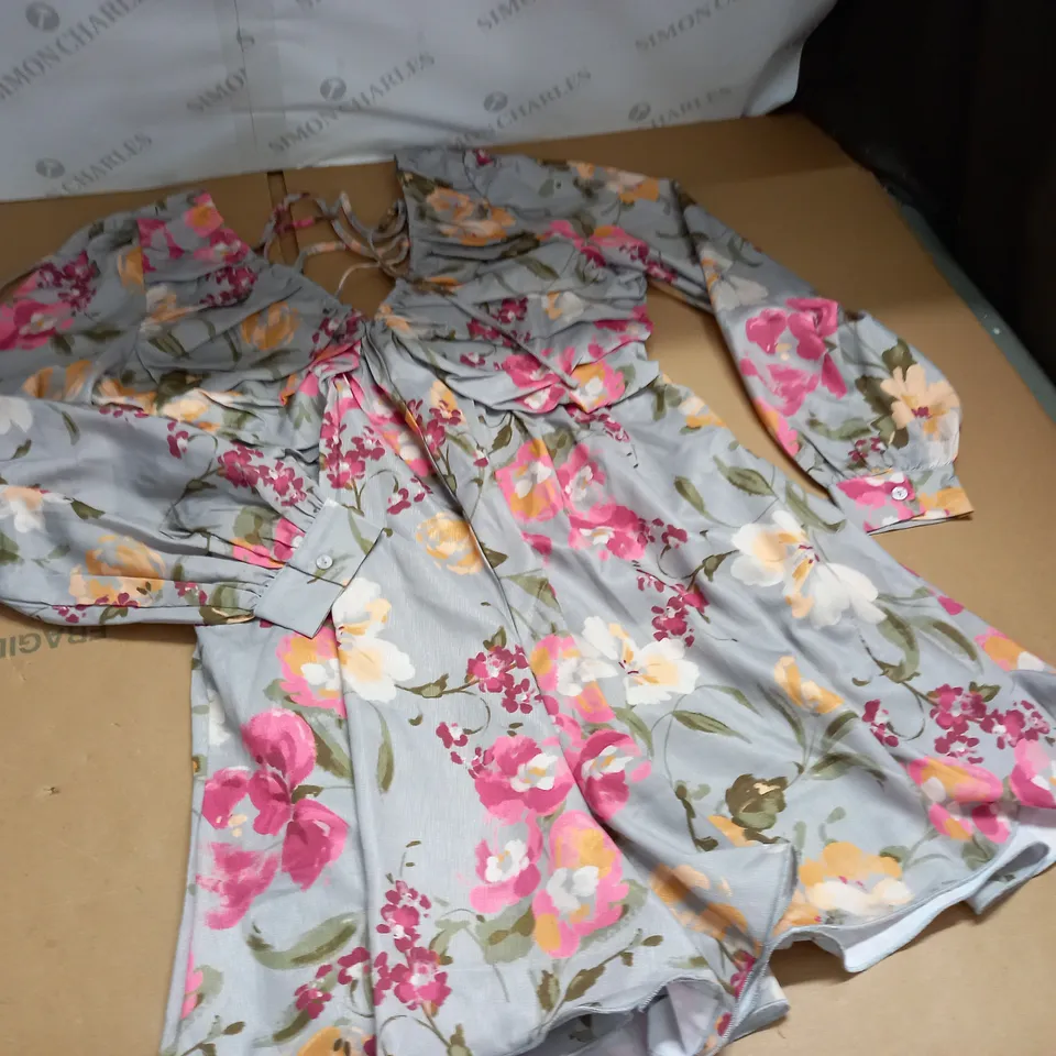 IN THE STYLE GEORGIA LOUISE VOLUME SLEEVE DRESS - UK 14