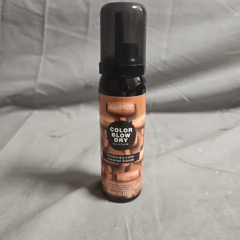 MATRIX COLOR BLOW DRY BY SOCOLOR – TEMPORARY COLOR CARAMEL BLONDE, 70ML, PACK OF 24