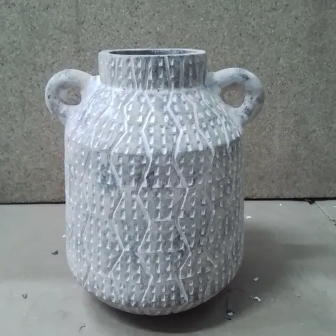 BOXED HARMONY BEIGE 20CM EARTHENWARE TABLE VASE