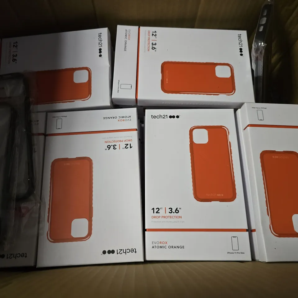 BOX OF APPROXIMATELY 22 PHONE CASES TO INCLUDE - TECH21 EVO BOX IPHONE 11 PRO MAX & VEN-DENY IPHONE 14 PLUS 