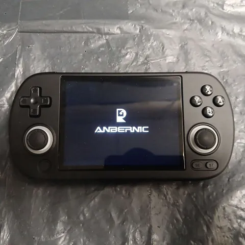 ANBERNIC RG40XX H HANDHELD GAME CONSOLE
