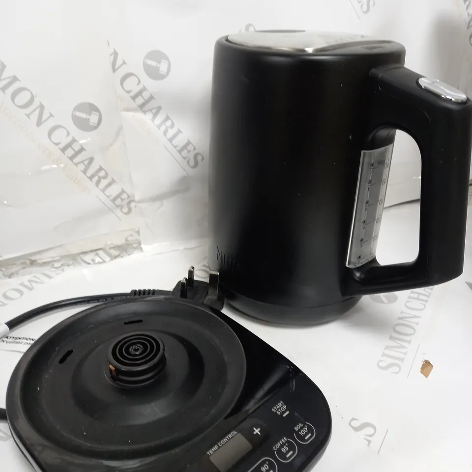 NINJA PERFECT TEMPERATURE KETTLE KT200UK