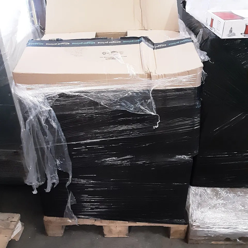 PALLET OF ASSORTED PRODUCTS INCLUDING HAIR BRUSH SAFE, M DESIGN PLASTIC STORAGE TUBS, PASABAHCE 12 PIECE TEA GLASS SET, BBOLD SPRAY ON TAN, BOYFRIEND GIFT BAG, 60PCS SIDE WALK CHALK 