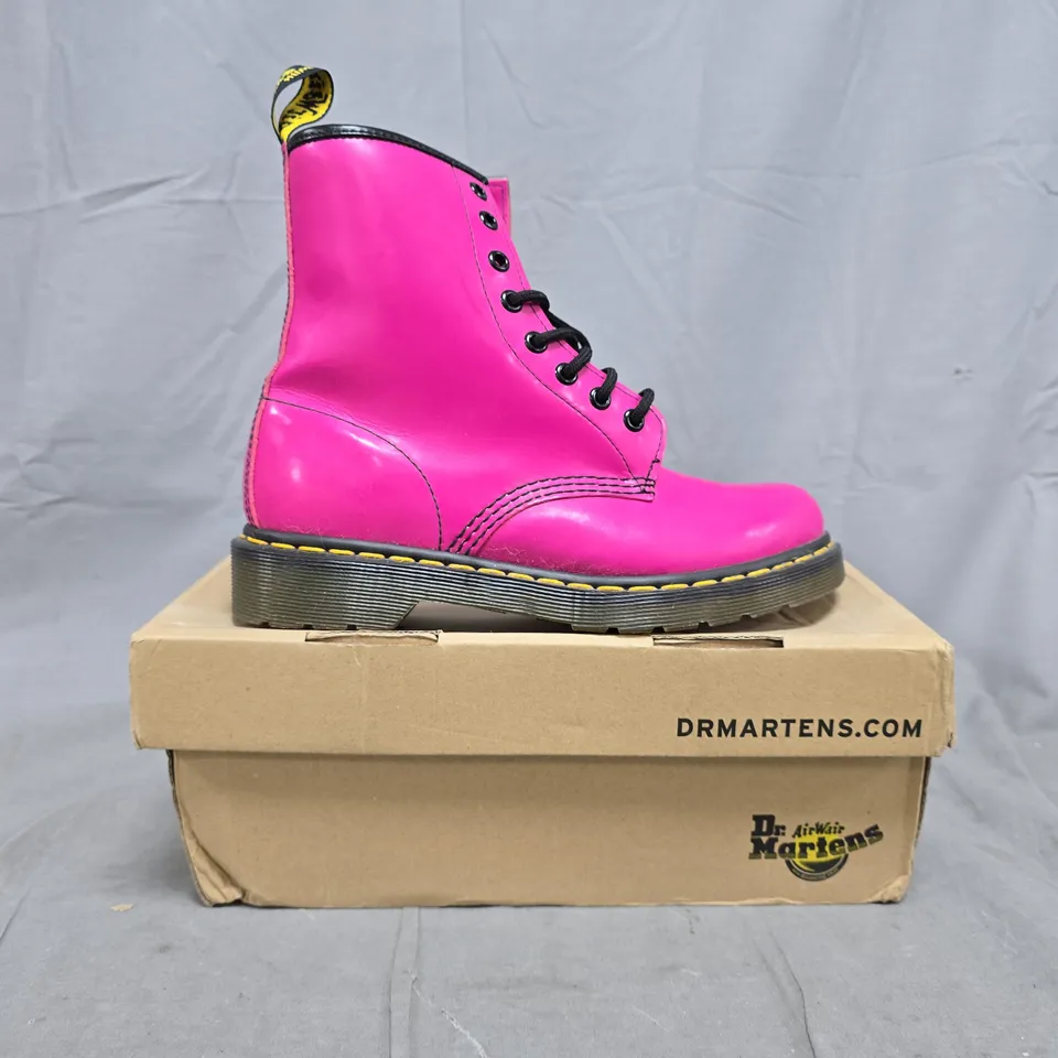 BOXED PAIR OF DR MARTENS ANKLE BOOTS IN PINK SIZE UK 5