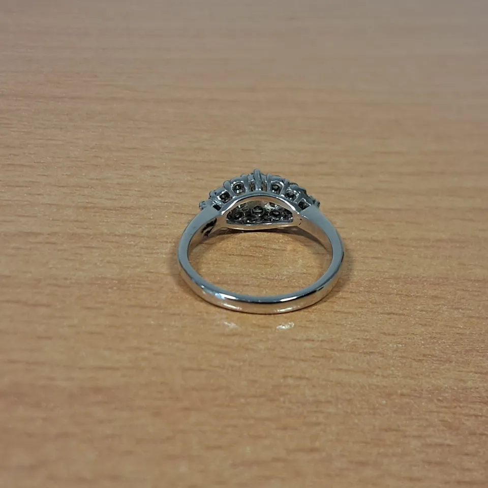 18CT WHITE GOLD CLUSTER RING SET WITH NATURAL DIAMONDS