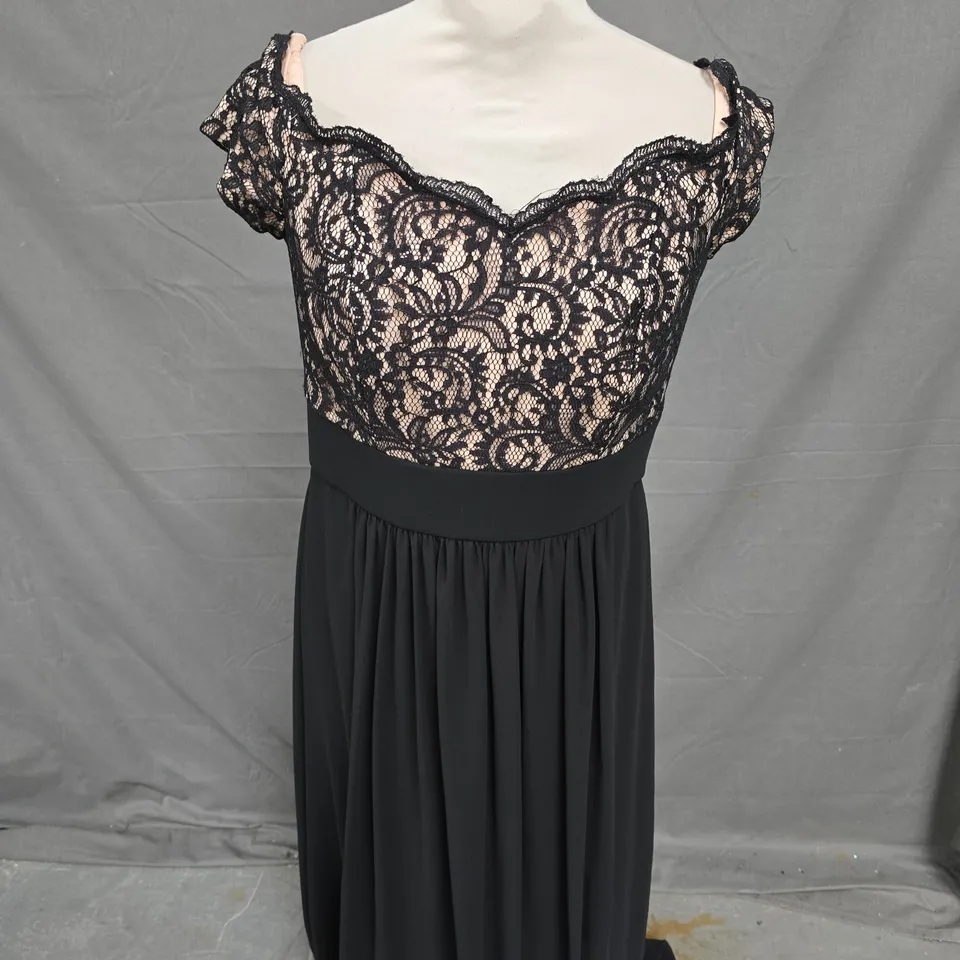 JS BOUTIQUE LACEY DRESS - SIZE 10
