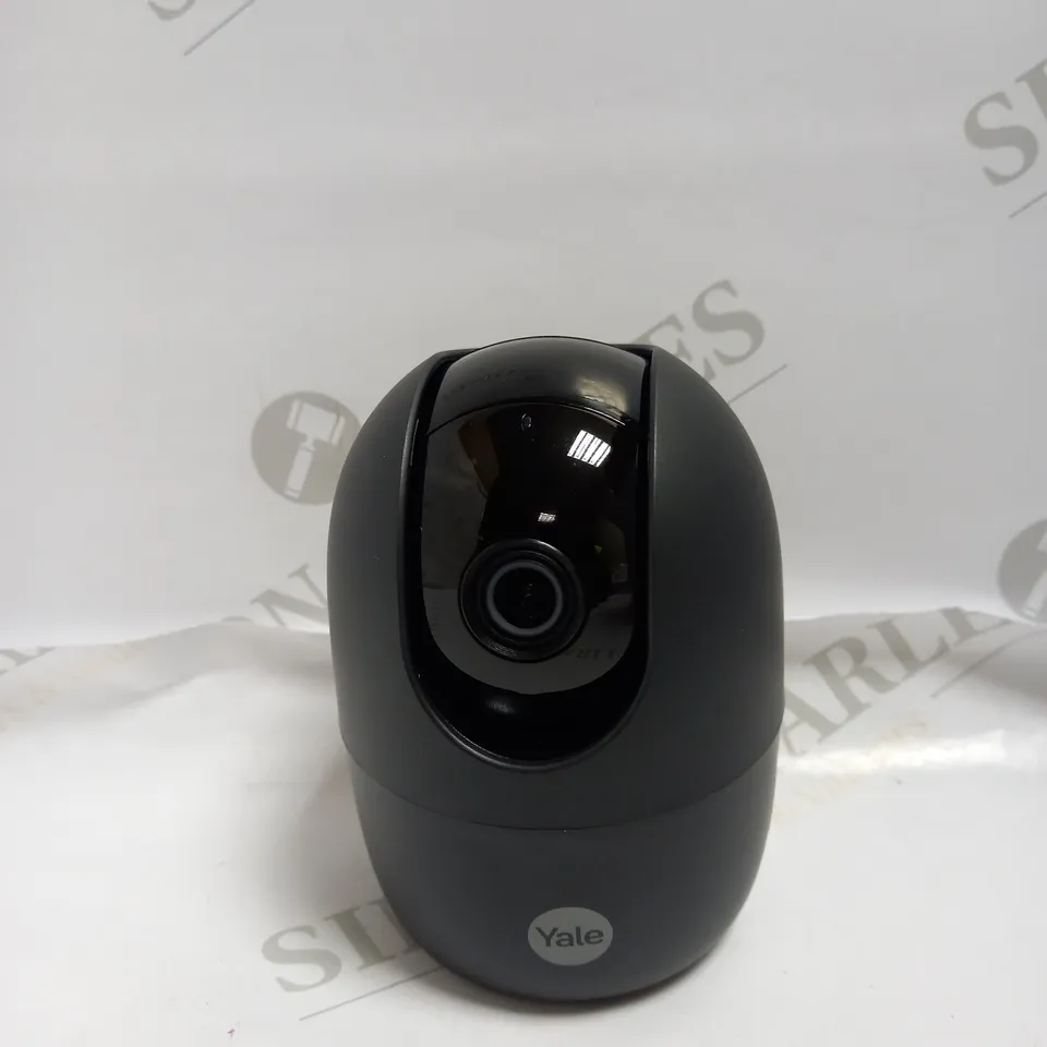 YALE INDOOR SMART WIFI PAN/TILT SECURITY CAMERA