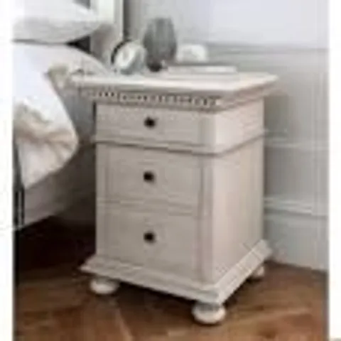 BRAND NEW BOXED HOMESDIRECT365 BAKERSFIELD GREY FRENCH STYLE CHEST OF DRAWERS